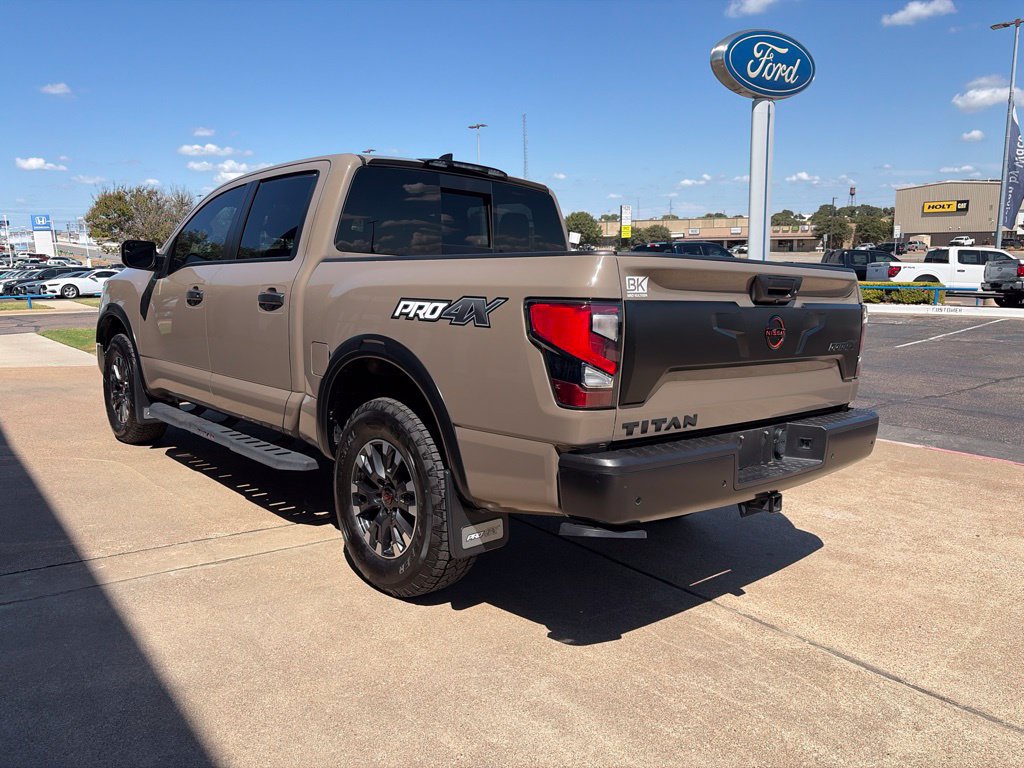 Used 2023 Nissan Titan PRO-4X w/ Pro-4x Convenience Package AWD/4WD image 5