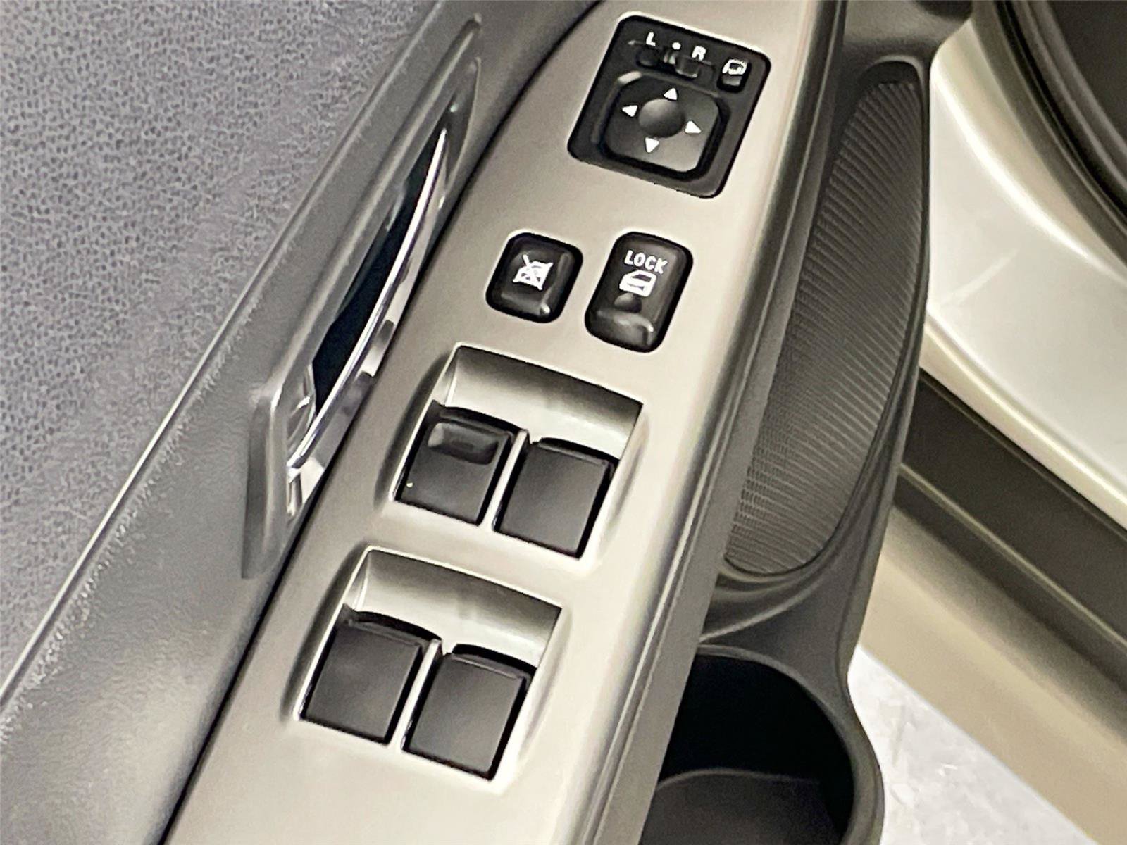 Used 2024 Mitsubishi Outlander Sport AWD image 19