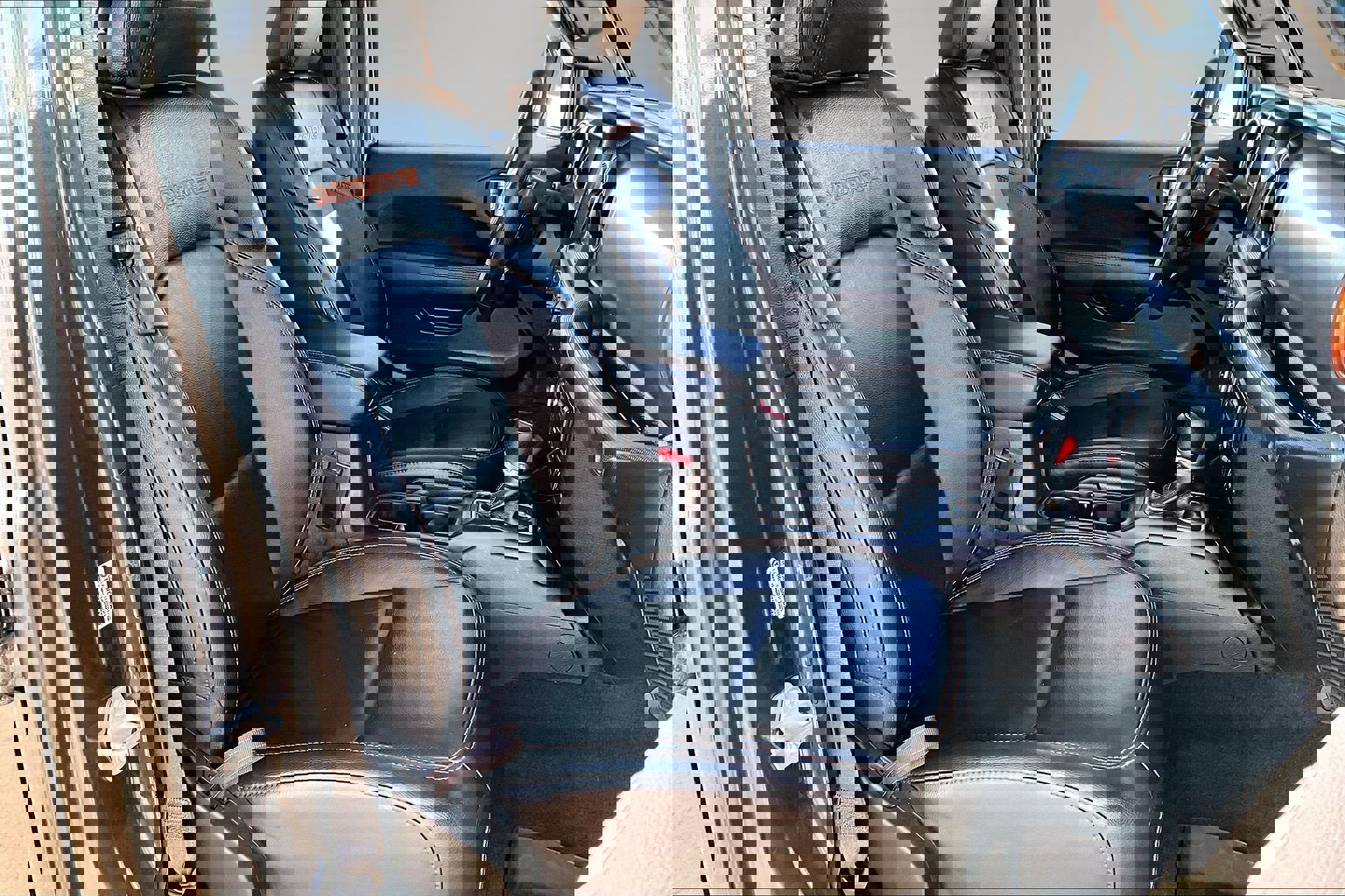 Used 2023 Jeep Gladiator Mojave w/ Cold Weather Group image 30