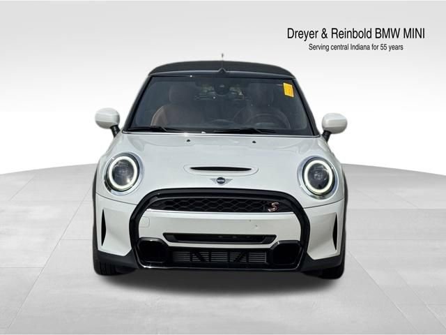 Certified 2024 MINI Cooper S w/ Signature Upholstery Package FWD image 11
