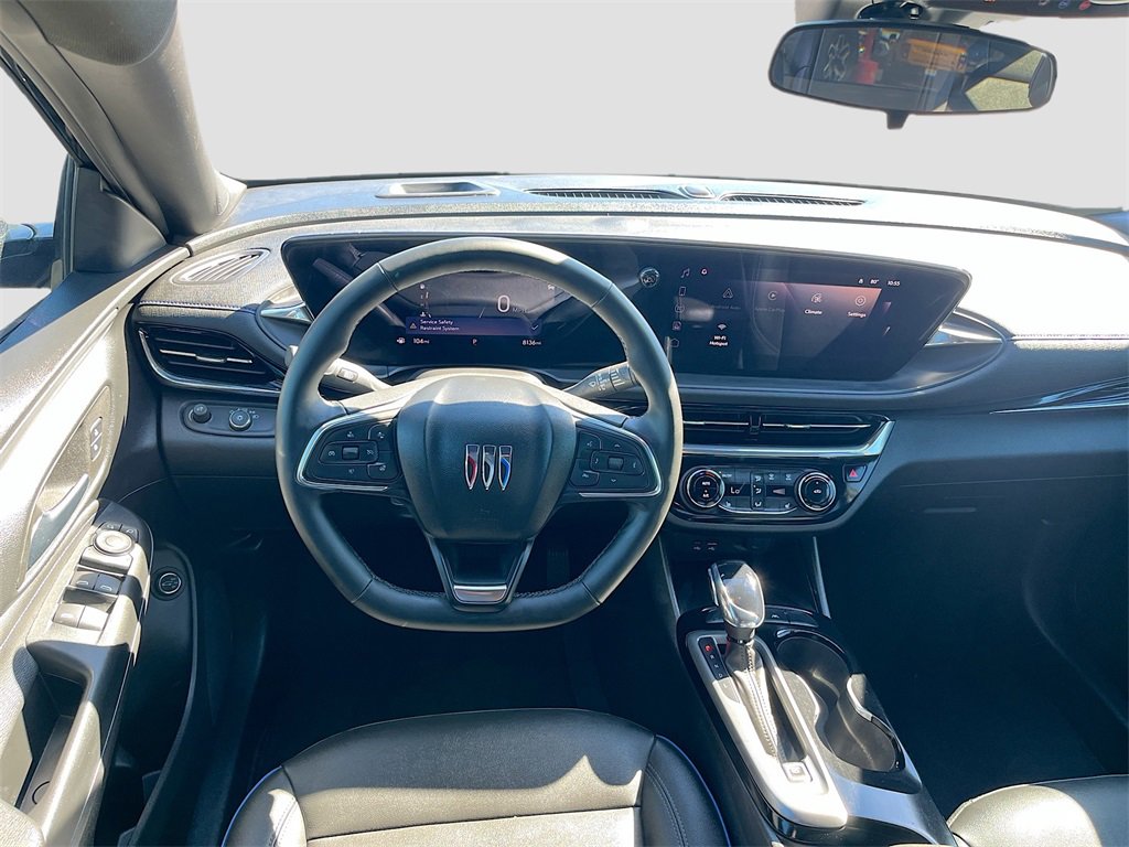 Used 2025 Buick Envista Sport Touring w/ Experience Buick Package image 23