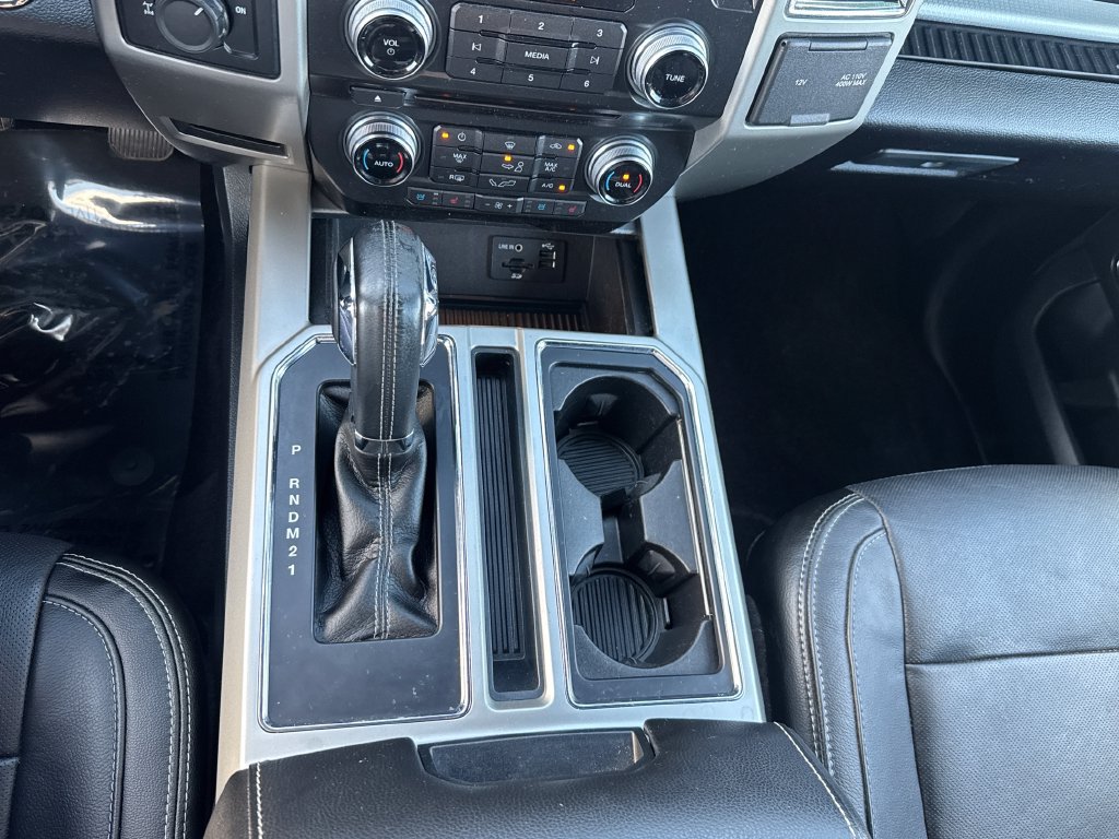 Used 2015 Ford F150 Lariat w/ Equipment Group 502A Luxury RWD image 23