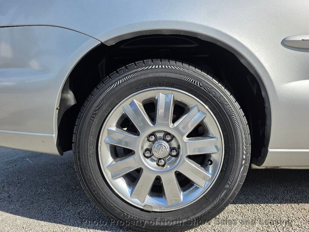 Used 2004 Chrysler Sebring LXi image 28