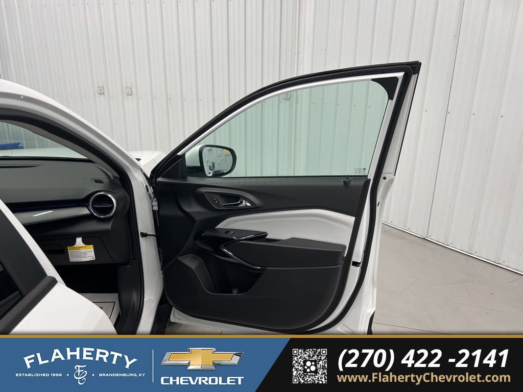 New 2026 Chevrolet Trax LT image 14