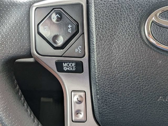 Used 2022 Toyota 4Runner Limited AWD/4WD image 27