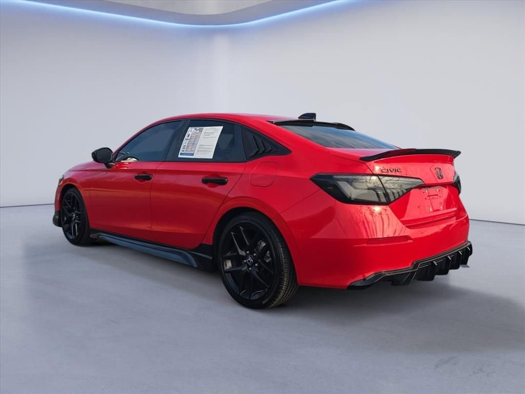 Used 2023 Honda Civic Sport image 3