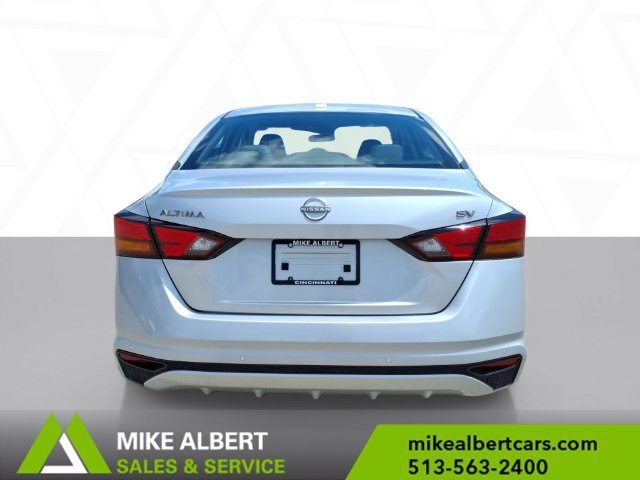 Used 2023 Nissan Altima 2.5 SV FWD image 6
