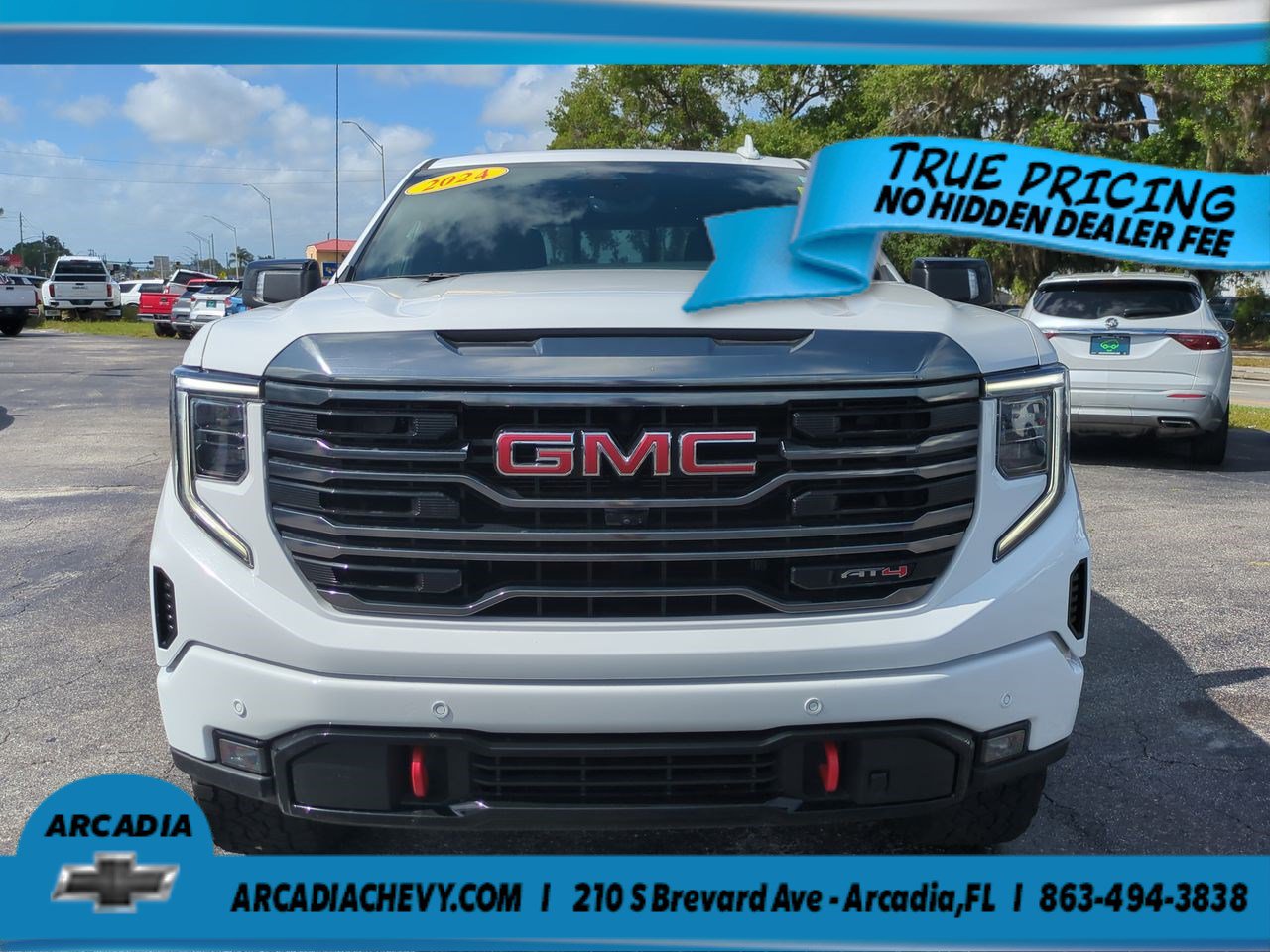 Used 2024 GMC Sierra 1500 AT4 w/ Technology Package AWD/4WD image 9