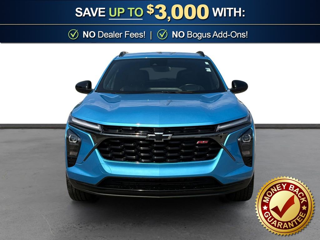 Used 2025 Chevrolet Trax RS w/ Driver Confidence Package image 11