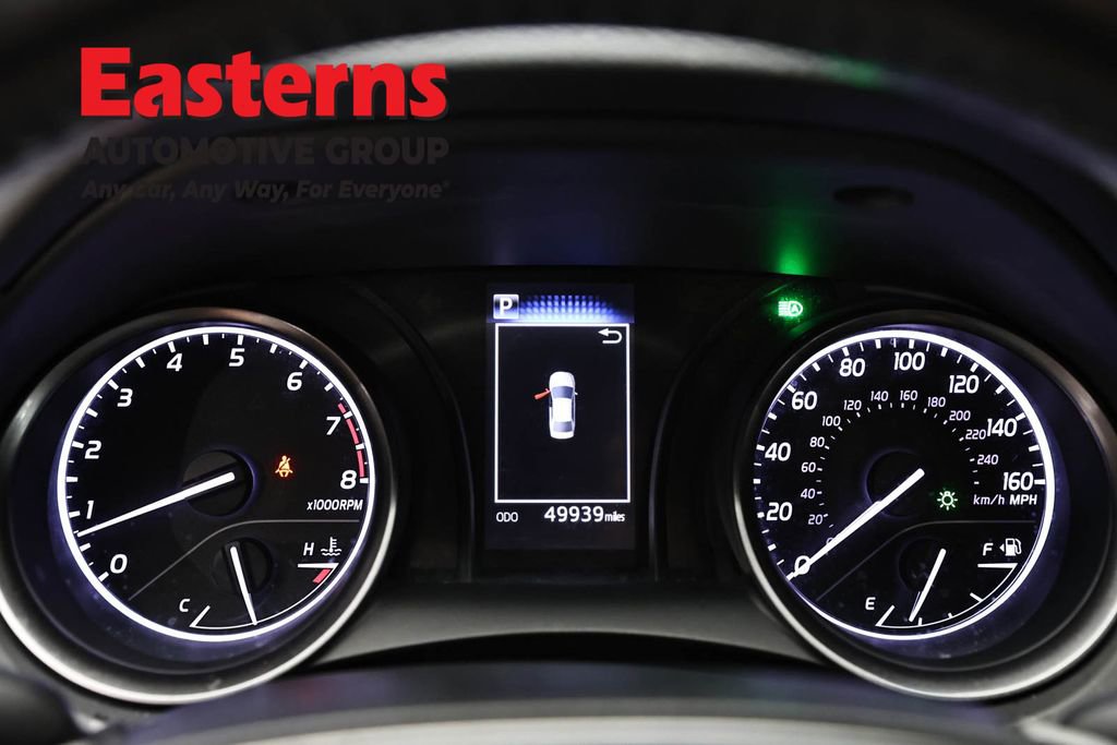 Used 2021 Toyota Camry SE FWD image 18