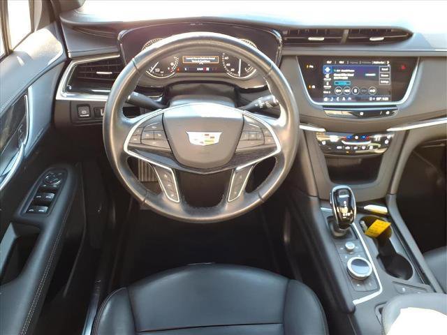 Used 2021 Cadillac XT5 Premium Luxury w/ LPO, Floor Liner Package image 11