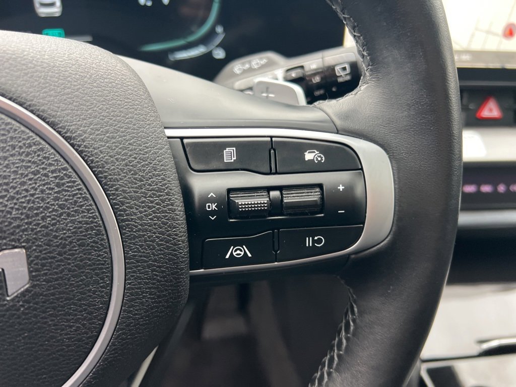 Certified 2023 Kia Sportage EX w/ EX Premium Package image 17