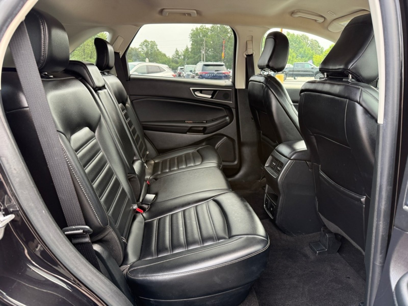 Used 2020 Ford Edge SEL w/ Convenience Package AWD/4WD image 26