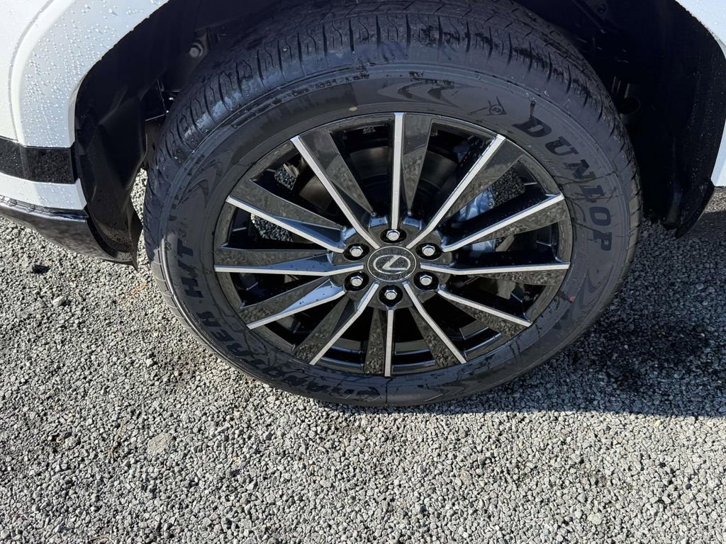 New 2026 Lexus GX 550 Luxury+ image 7