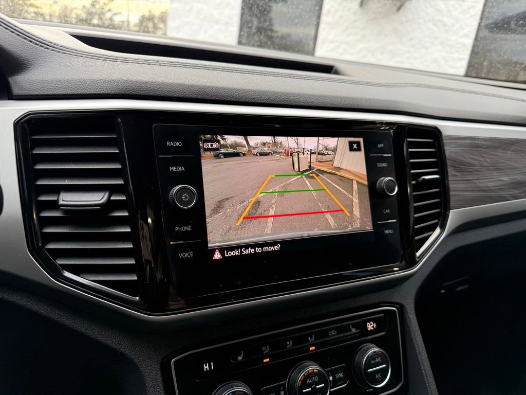 Used 2022 Volkswagen Atlas Cross Sport SE w/ Panoramic Sunroof Package image 10