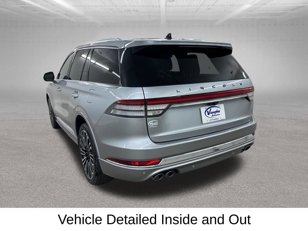 Used 2022 Lincoln Aviator Black Label w/ Dynamic Handling Package AWD/4WD image 11