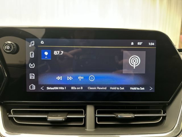New 2026 Chevrolet Trax ACTIV w/ Sunroof Package FWD image 13