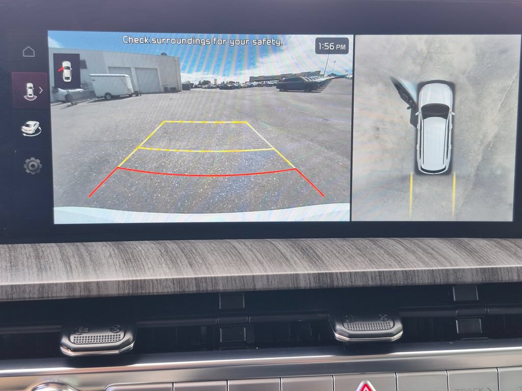 Certified 2025 Kia Telluride SX w/ SX Captain's Chair Package AWD/4WD image 24