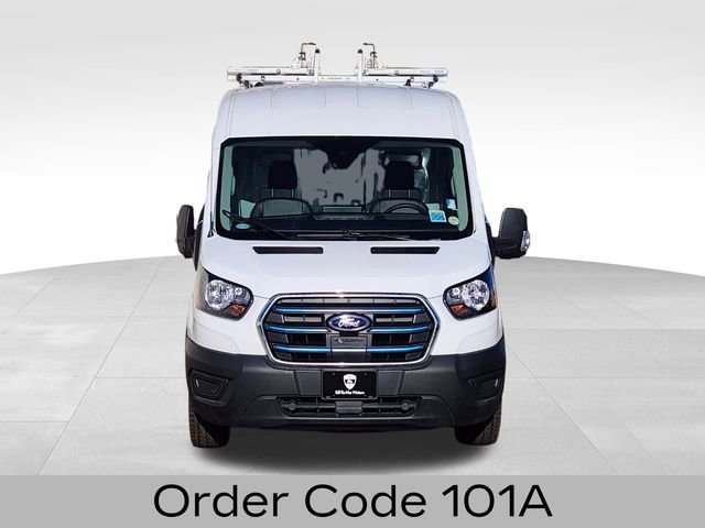 Used 2022 Ford E-Transit Medium Roof image 3