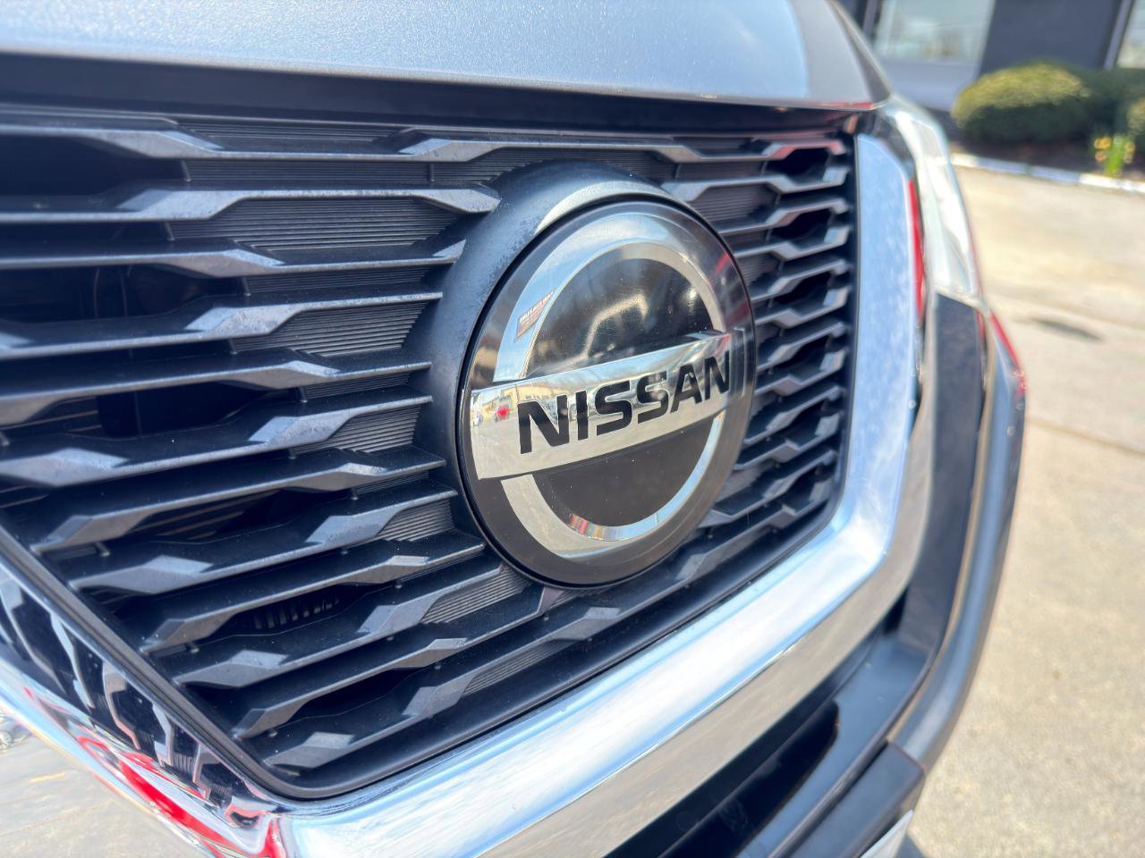Used 2018 Nissan Rogue S w/ S Value Package image 63