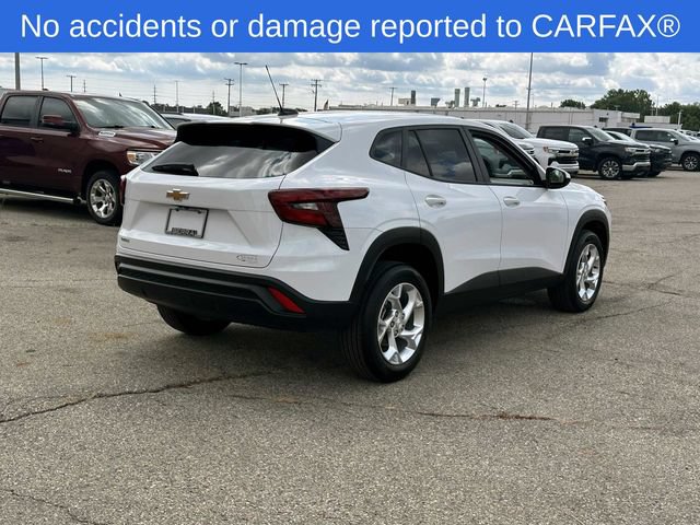 Certified 2024 Chevrolet Trax LS w/ LS Convenience Package FWD image 5