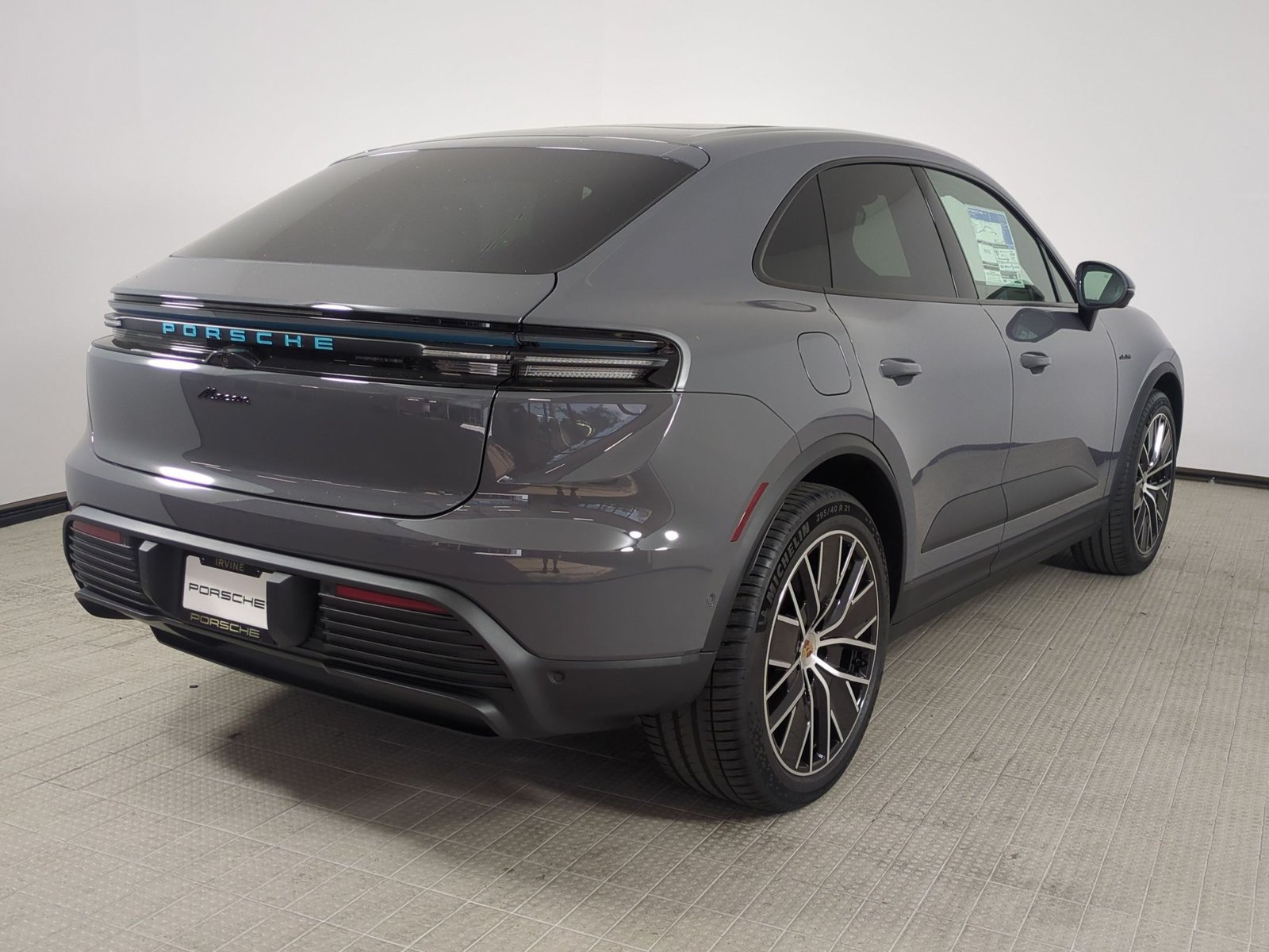 New 2026 Porsche Macan Electric RWD image 9