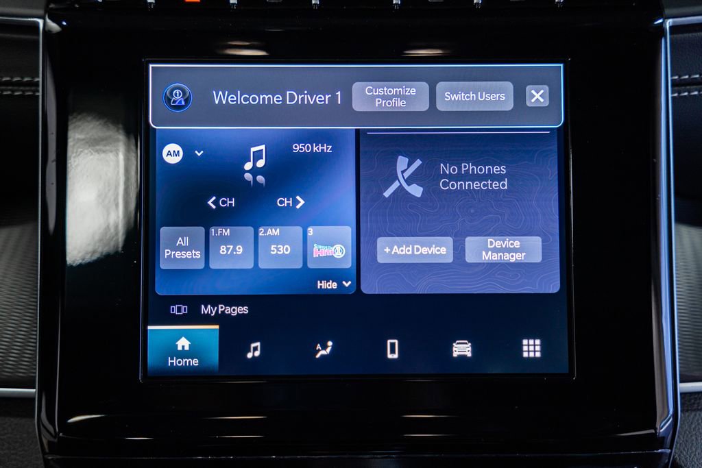 New 2025 Jeep Grand Cherokee Altitude image 20