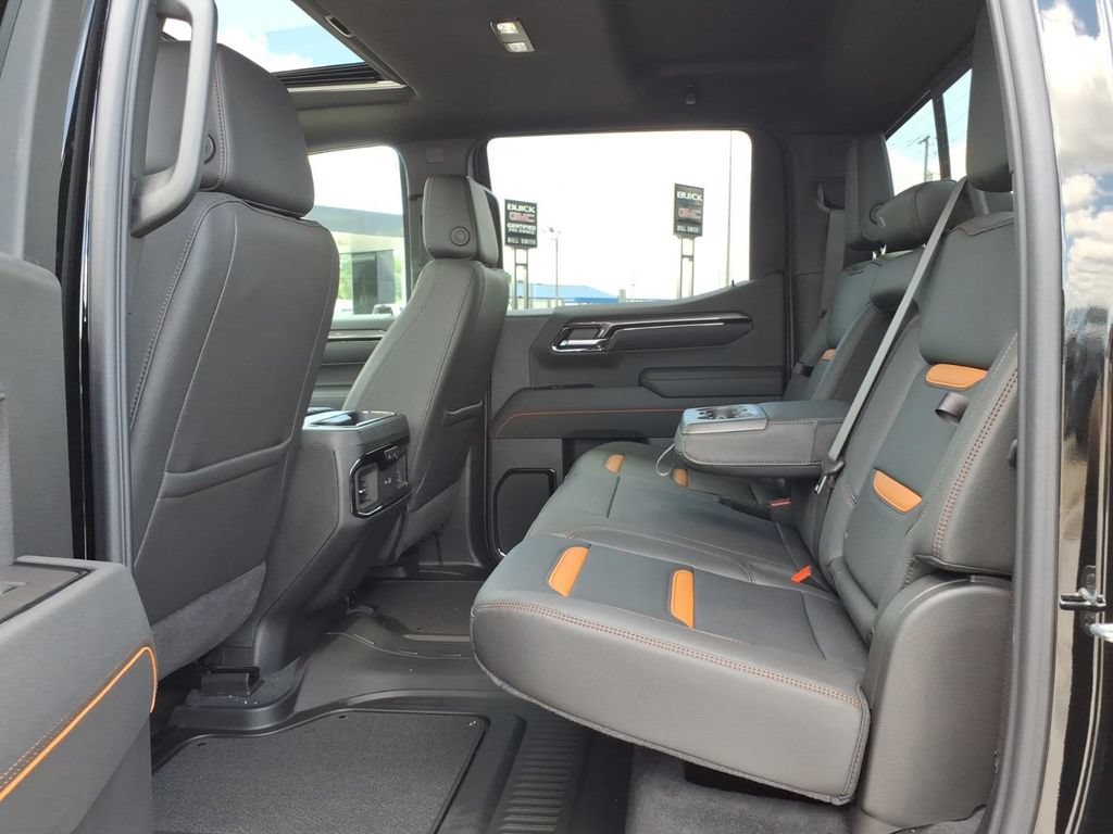 New 2026 GMC Sierra 1500 AT4 w/ AT4 Premium Package AWD/4WD image 15