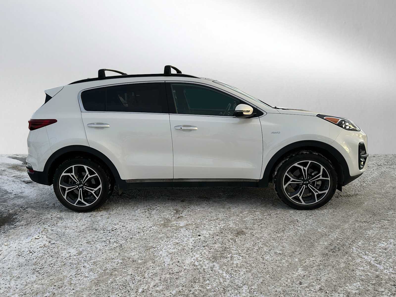Used 2022 Kia Sportage SX image 2