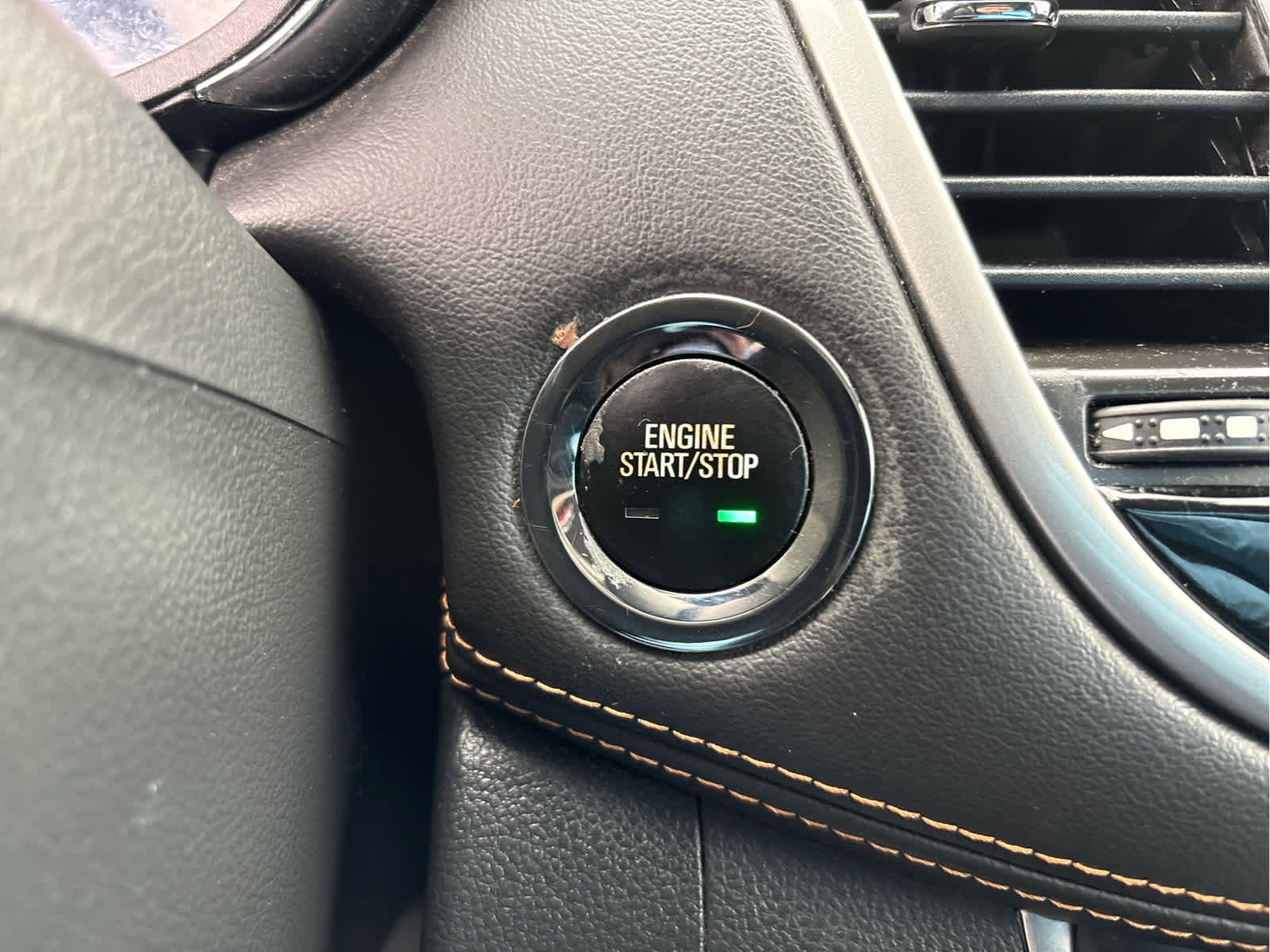 Used 2018 Chevrolet Trax LT w/ LT Convenience Package image 22