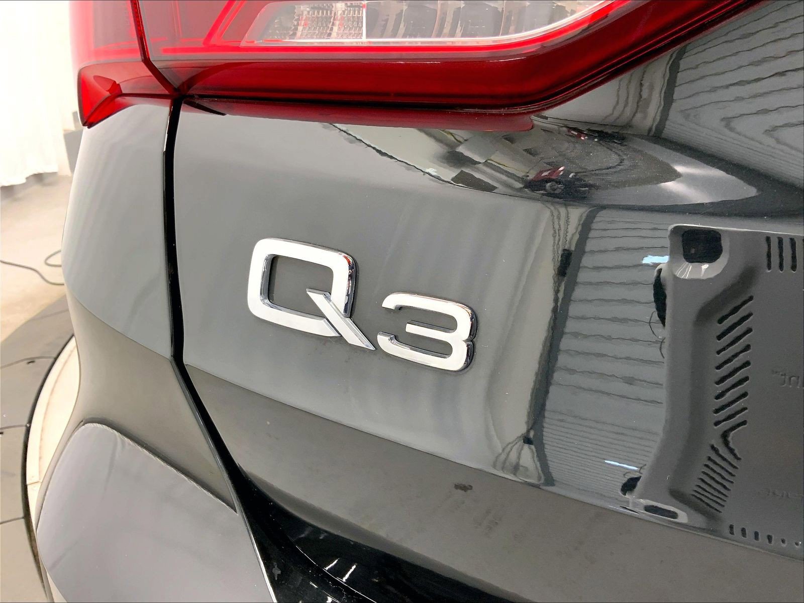 Certified 2022 Audi Q3 2.0T Premium Plus AWD/4WD image 7