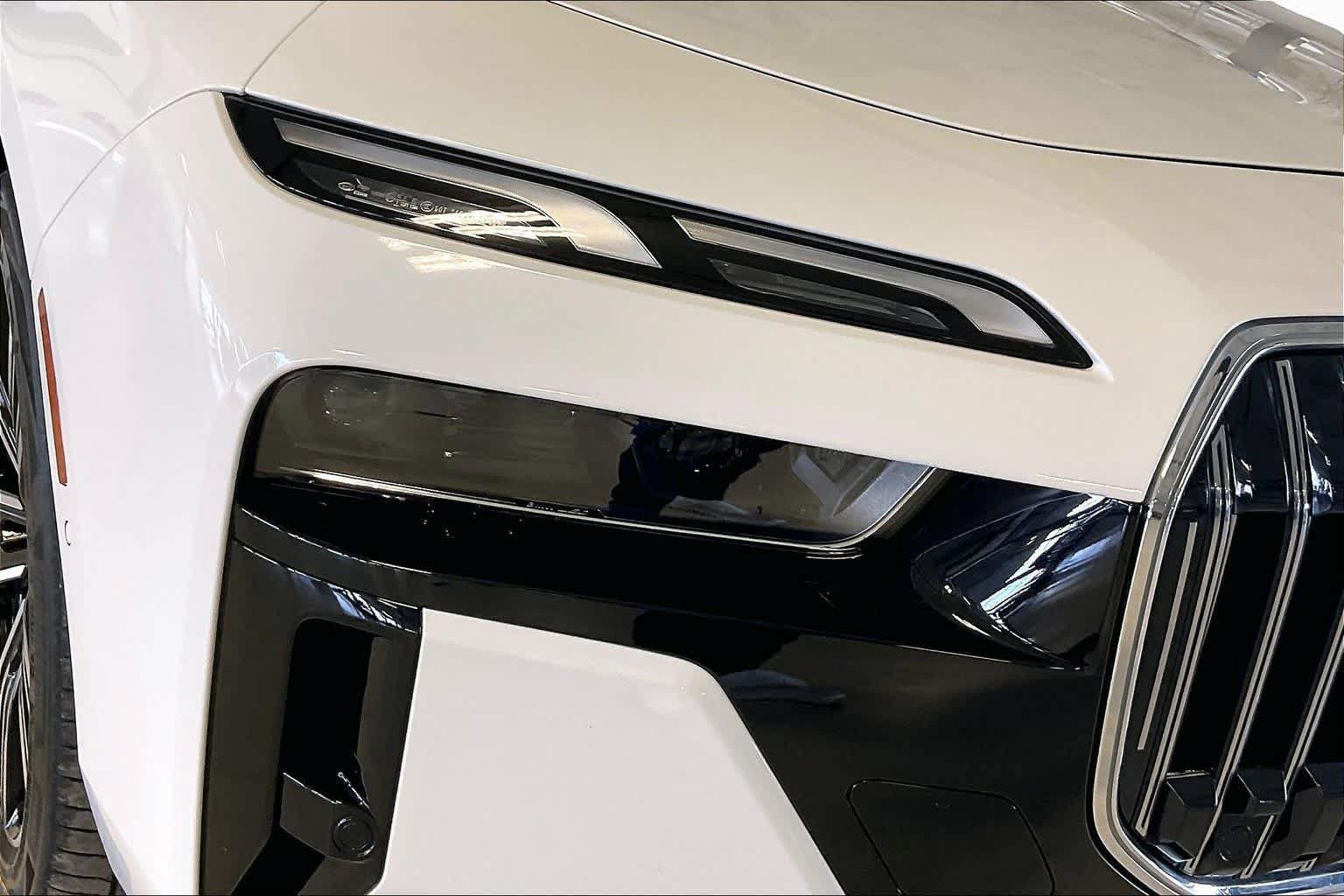 Certified 2025 BMW 740i RWD image 24