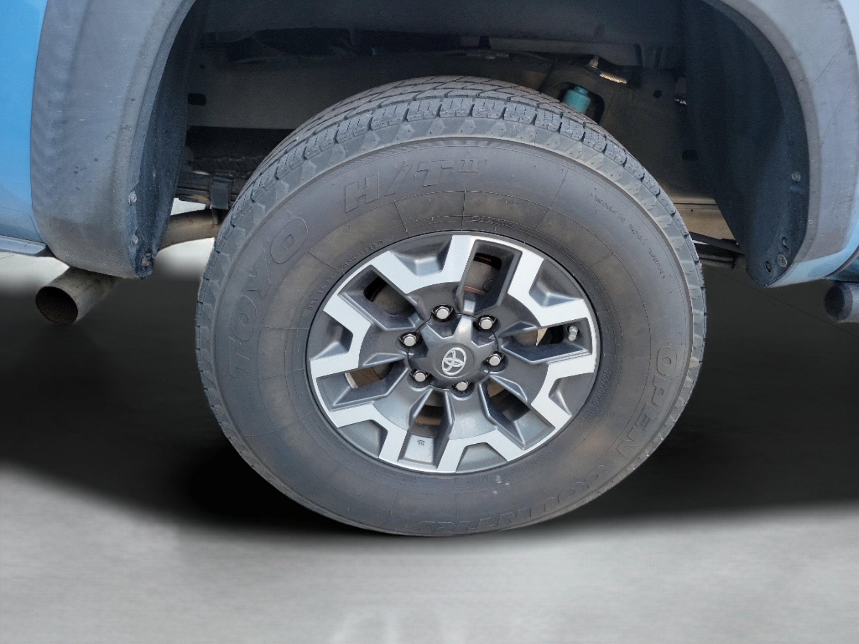 Used 2019 Toyota Tacoma TRD Off-Road w/ Technology Package RWD image 28