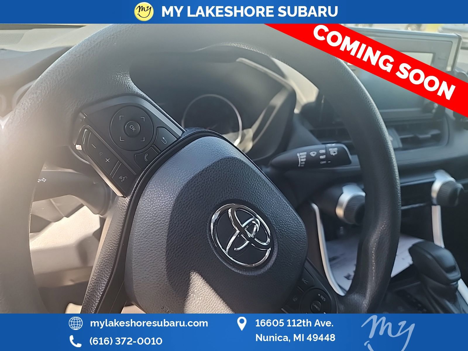 Used 2019 Toyota RAV4 LE w/ Carpet Mat Package image 11