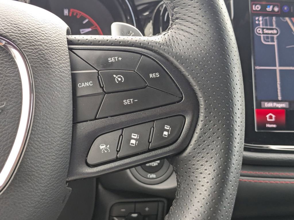 Used 2025 Dodge Durango GT image 17