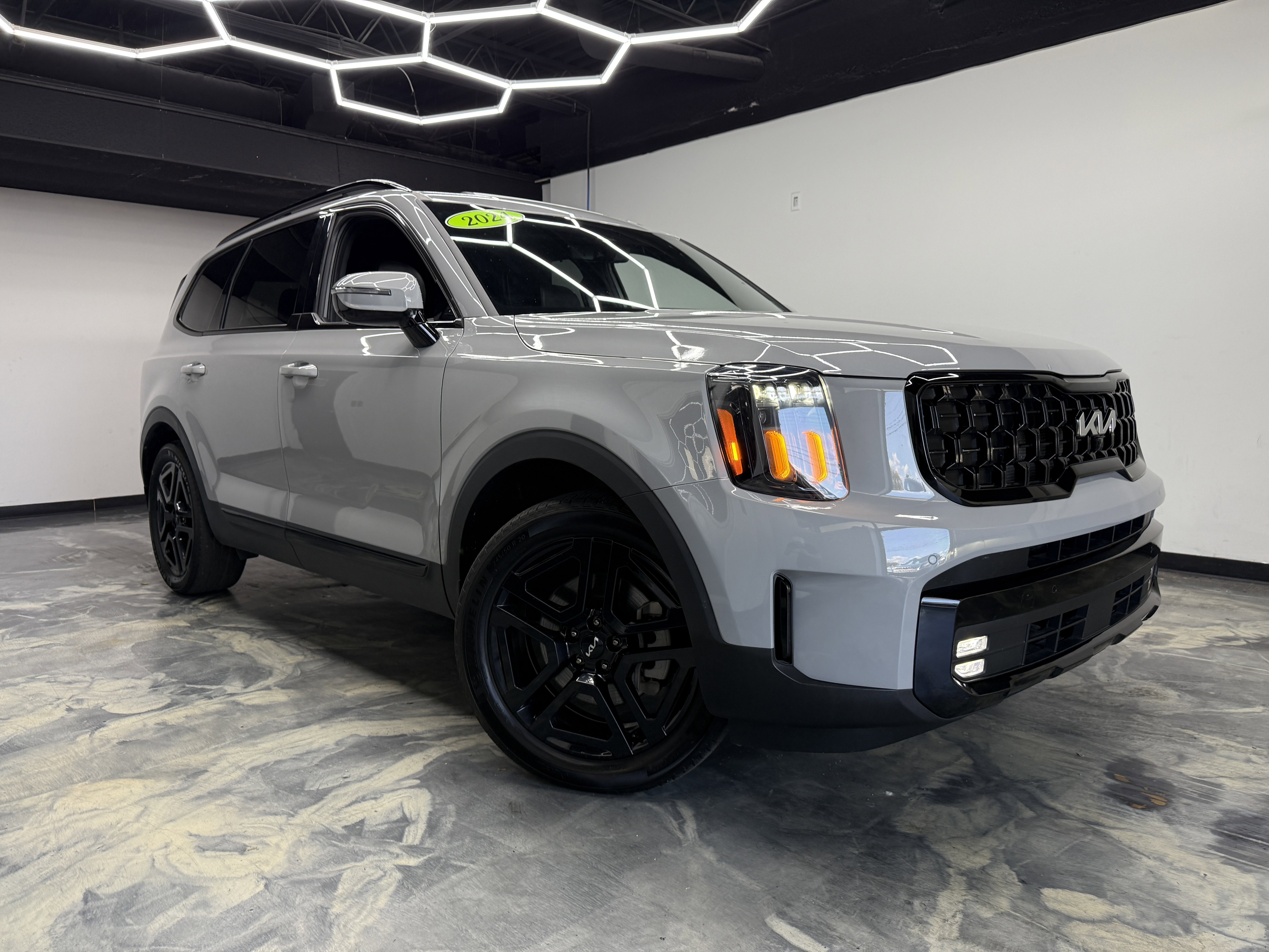 Used 2024 Kia Telluride SX X-Line image 6