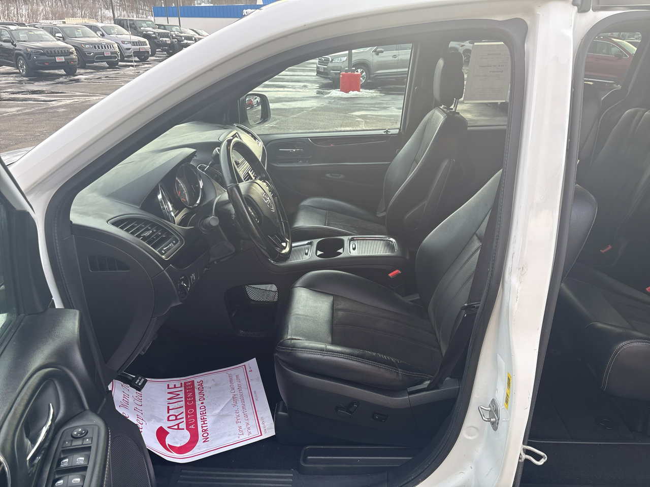 Used 2019 Dodge Grand Caravan SXT w/ Blacktop Package image 11