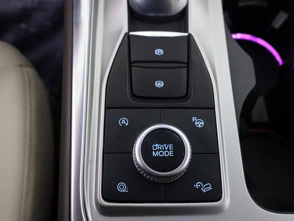 Used 2021 Ford Explorer Platinum w/ Equipment Group 601A image 3