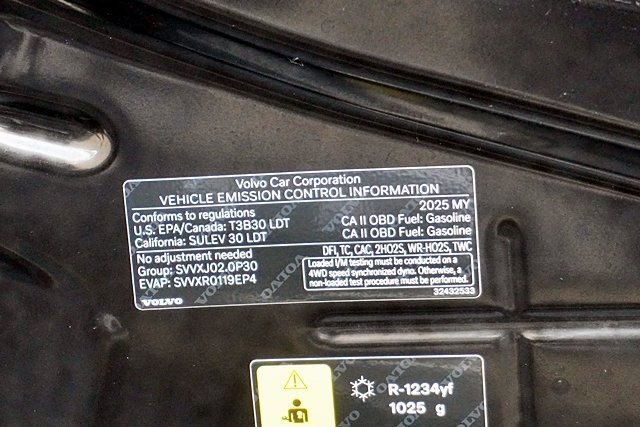 Used 2025 Volvo XC90 B6 Plus w/ Protection Package Premier image 39