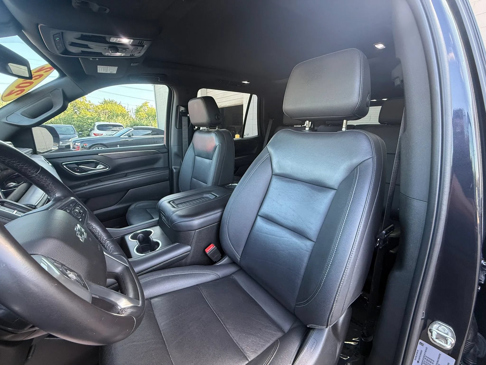 Used 2022 Chevrolet Tahoe Z71 AWD/4WD image 17