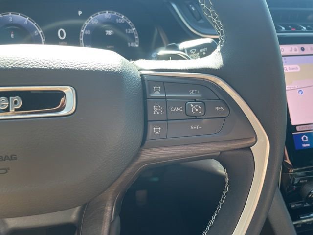 New 2025 Jeep Grand Cherokee Limited image 12