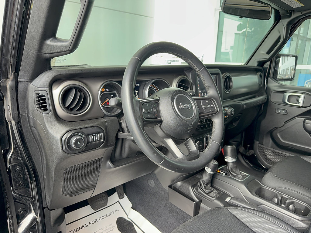 Used 2020 Jeep Wrangler Unlimited Sport AWD/4WD image 11