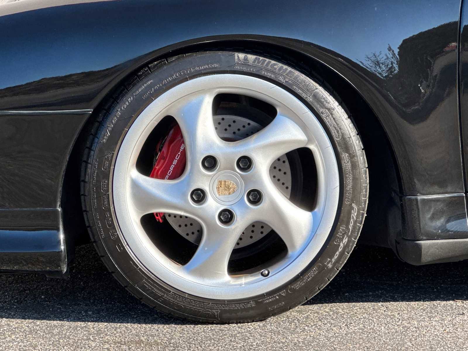 Used 1998 Porsche 911 Carrera S image 23