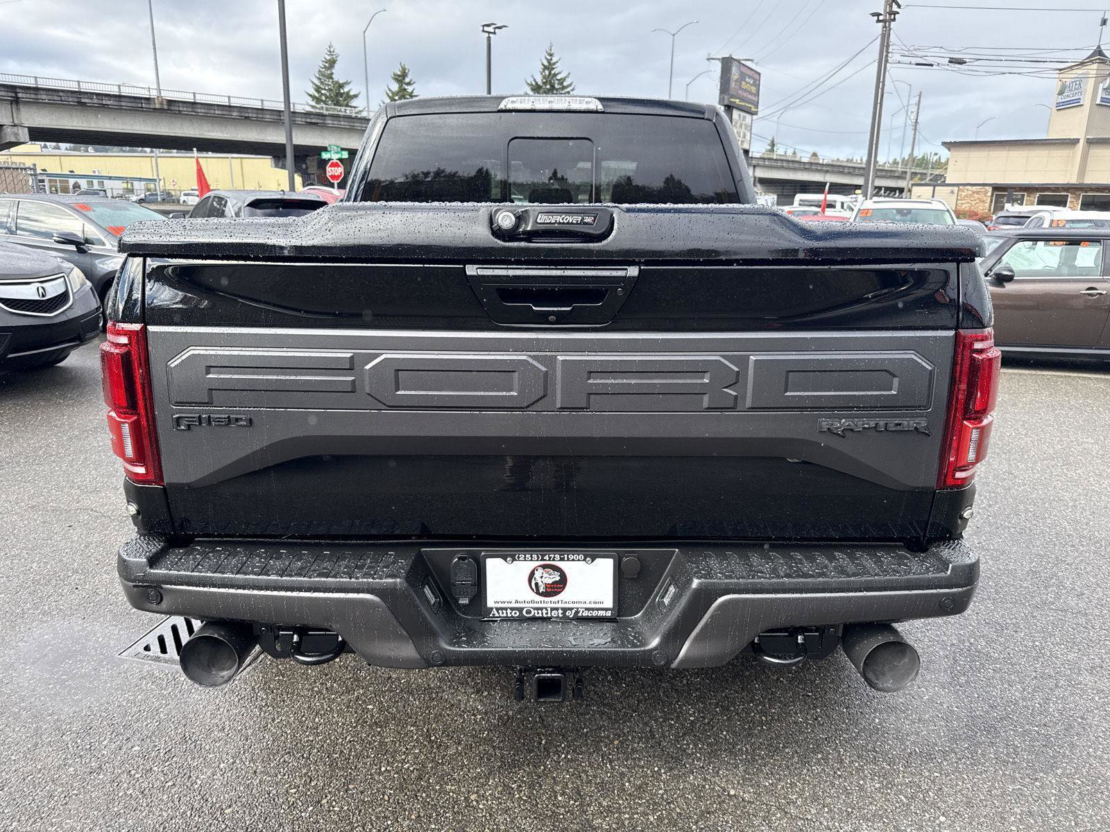 Used 2018 Ford F150 Raptor w/ Equipment Group 802A Luxury image 8
