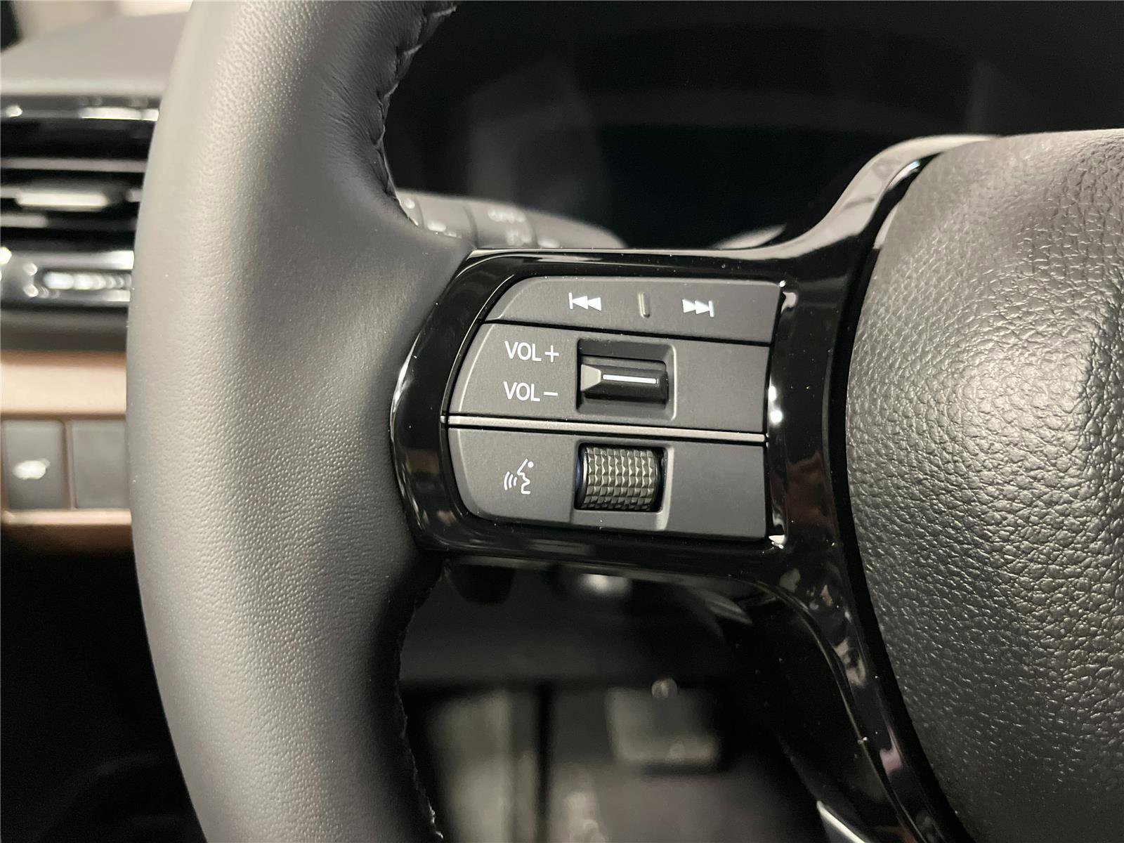 New 2026 Honda Pilot Touring image 18