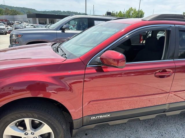 Used 2013 Subaru Outback 2.5i Premium AWD/4WD image 3