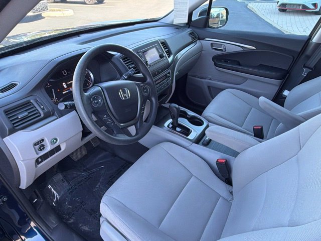 Used 2017 Honda Pilot LX image 6