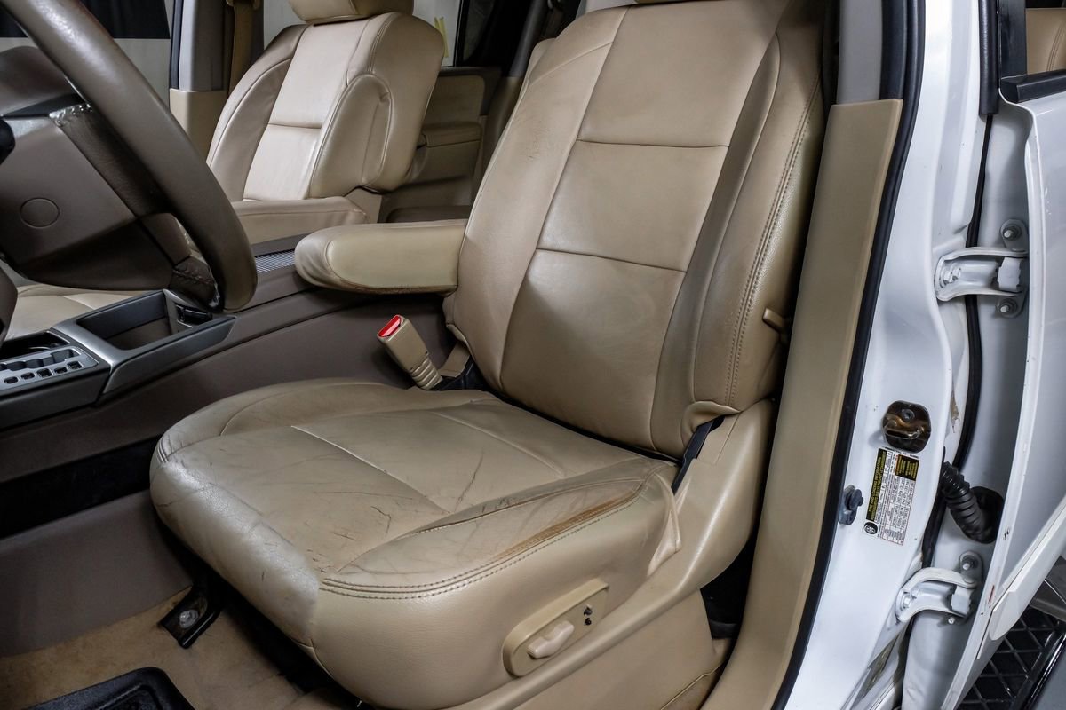 Used 2012 Nissan Armada SV image 25