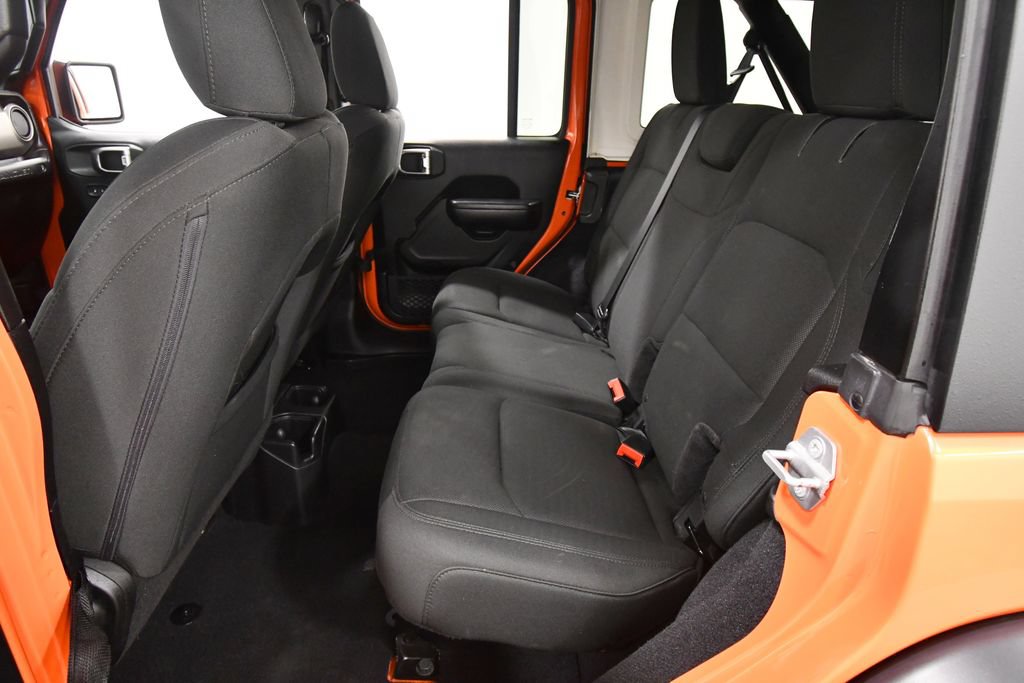 Used 2018 Jeep Wrangler Unlimited Sport S AWD/4WD image 15