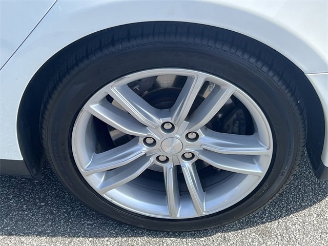 Used 2015 Tesla Model S 85 image 21